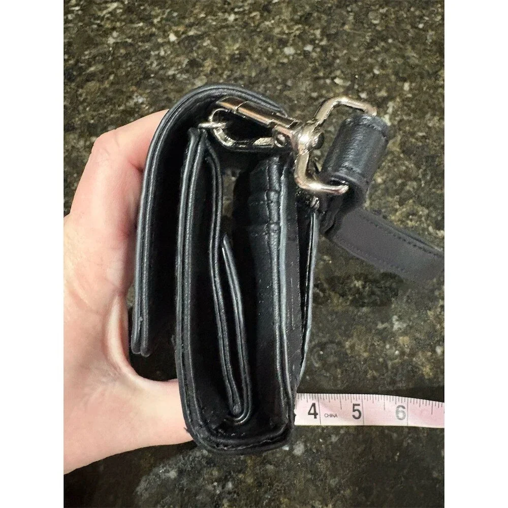 Steve Madden Wristlet Wallet Womens One Size Black Logo Zip Coin Keychain - Picture 3 of 7